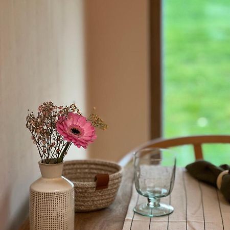 Bloemendale Guesthouse บรูจส์ ภายนอก รูปภาพ