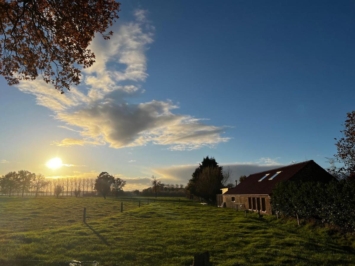 Bloemendale Guesthouse บรูจส์ ภายนอก รูปภาพ
