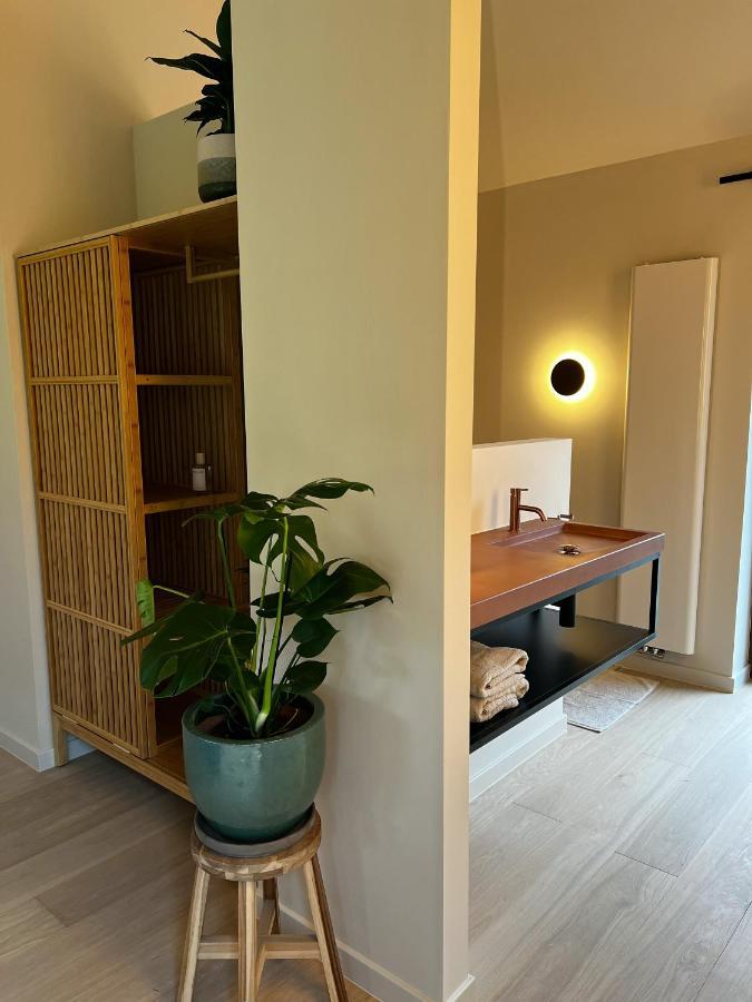 Bloemendale Guesthouse บรูจส์ ภายนอก รูปภาพ