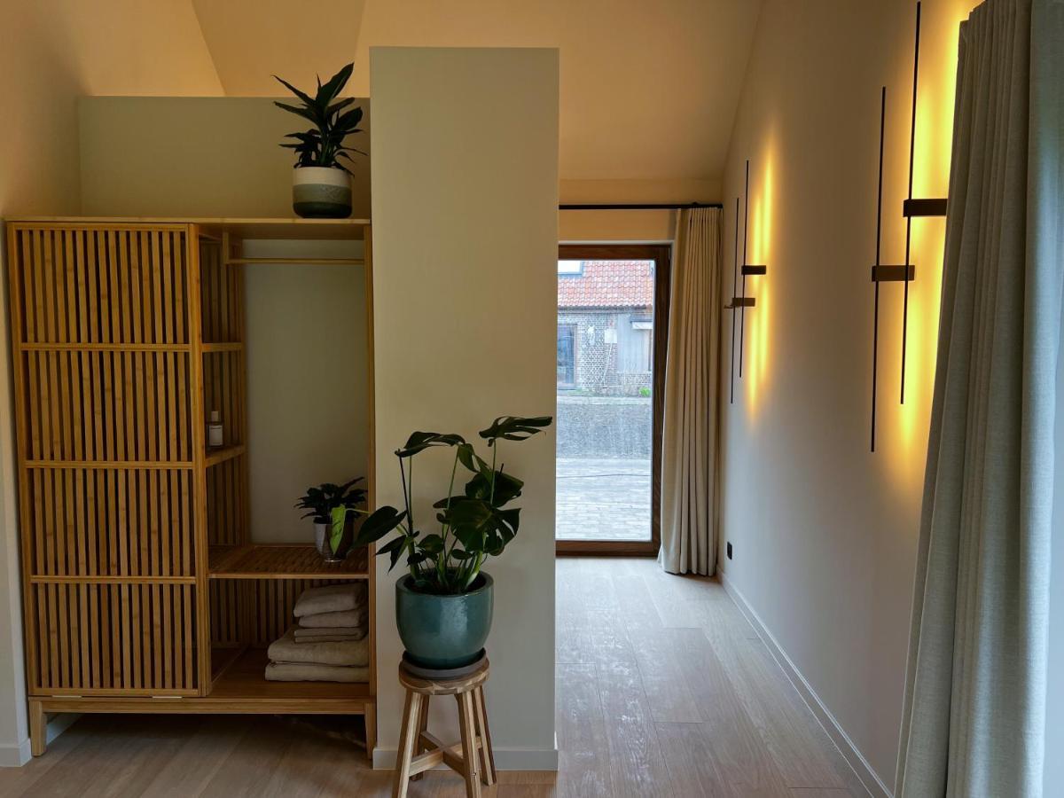 Bloemendale Guesthouse บรูจส์ ภายนอก รูปภาพ